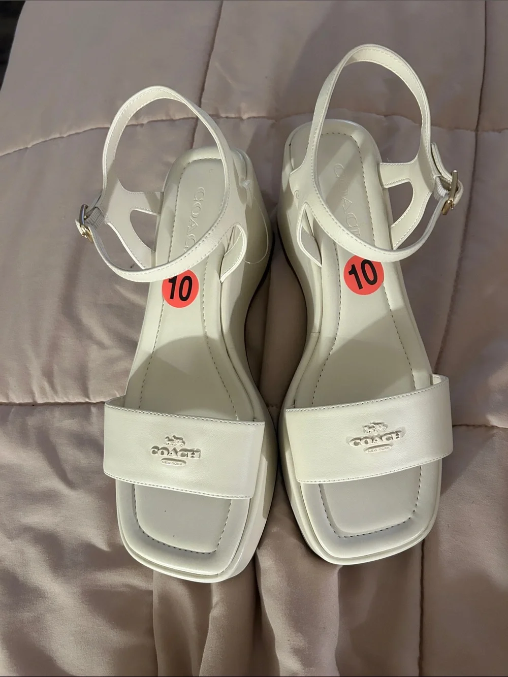 NWOT Women’s Coach Gale Wedge Sandal | Chalk Leather